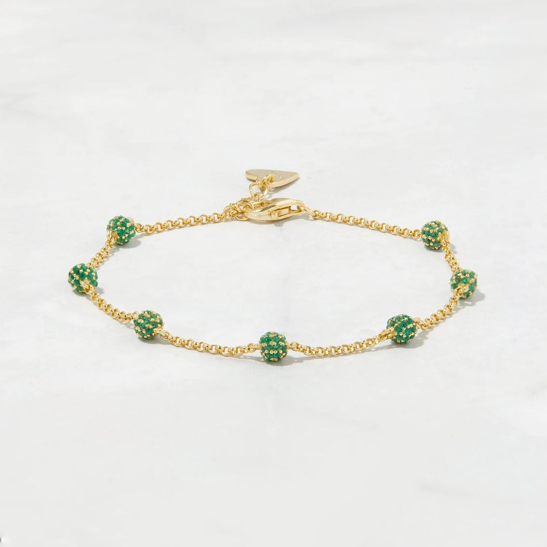 Creation round cuts of emerald with 925 sterling silver bracelet