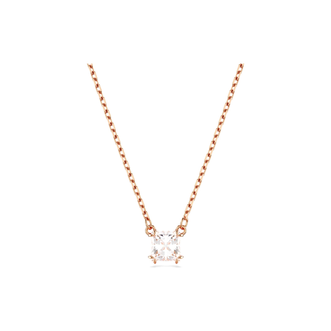 Princess cut moissanite