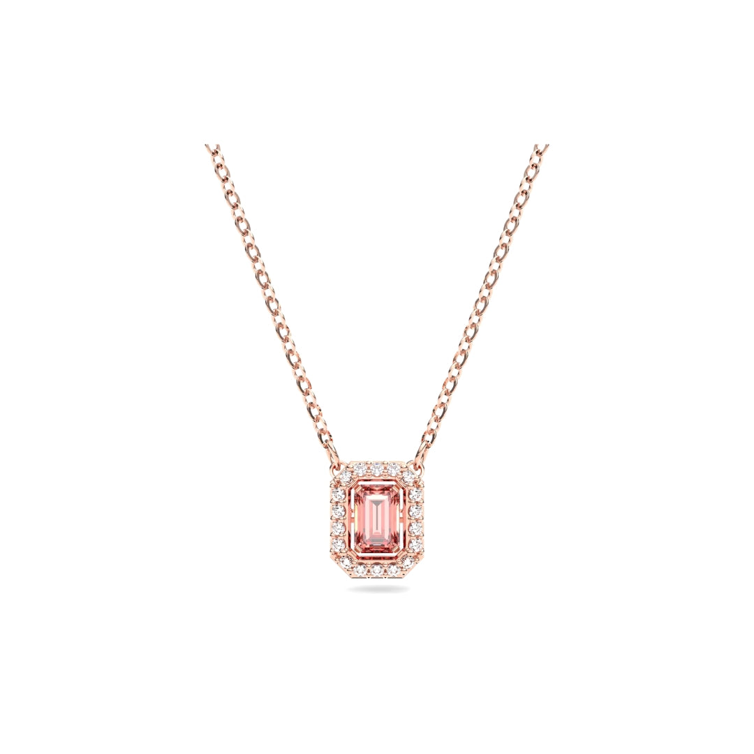 Baguette with moissanite