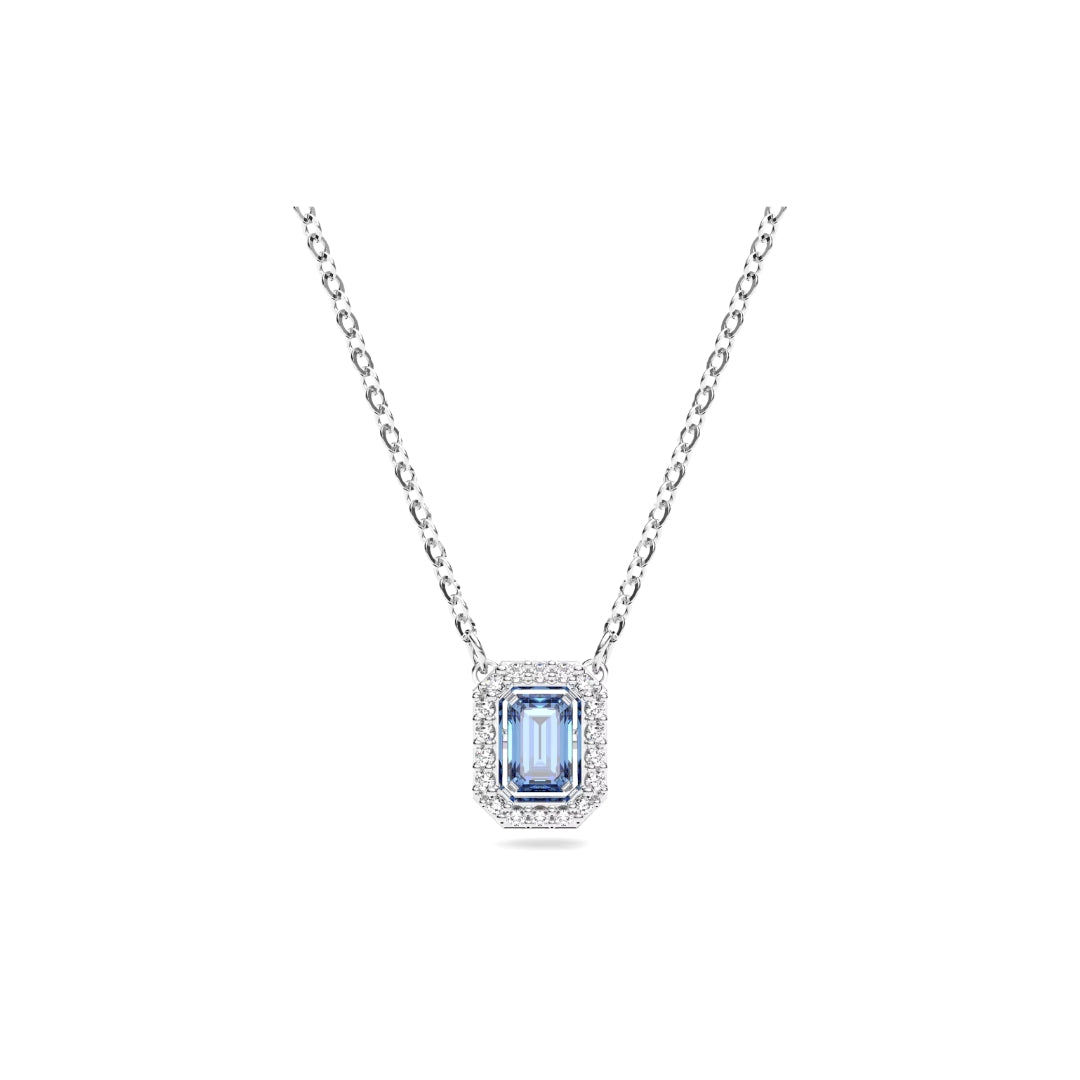 Baguette with moissanite